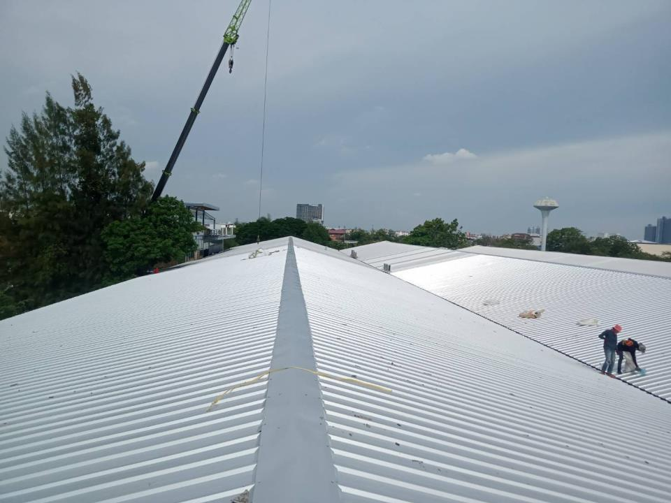 งานหลังคาเมทัลชีท 6000 ตร.ม.